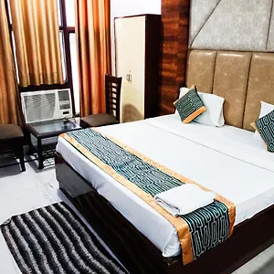 Krone Near Igi Airport Delhi 4*, New Delhi India